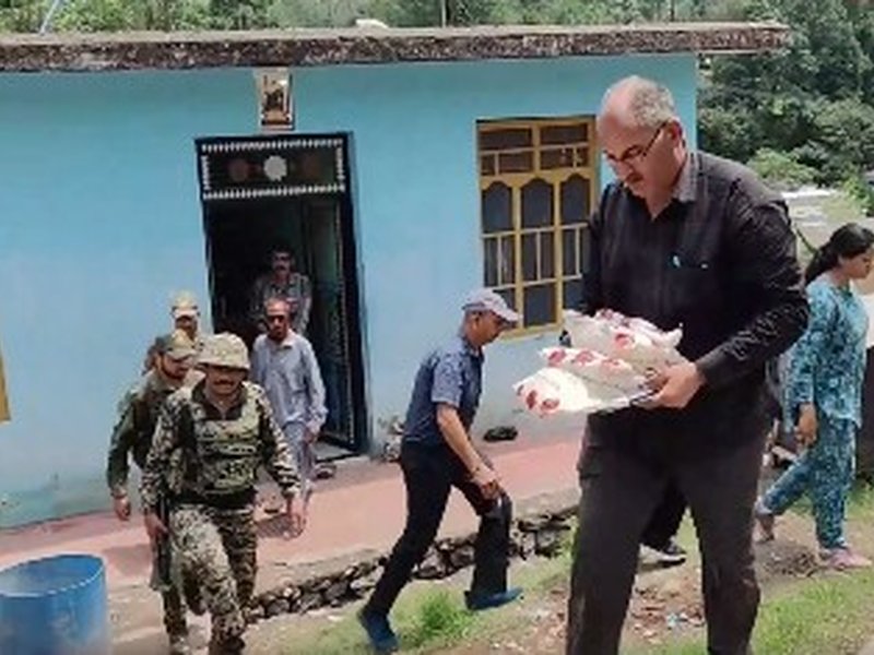 Heroin worth Rs 25 crore seized near LoC in J&K’s Poonch district