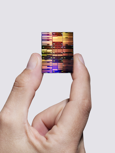 IBM unveils world's first sub-1 nanometre chip technology