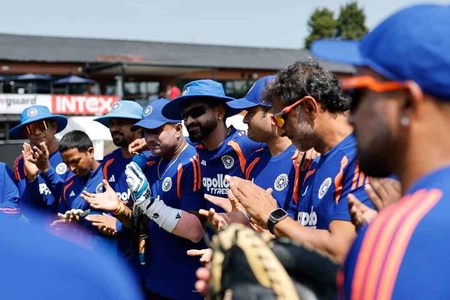 'This new Team India has a great mix of youth and experience', says Shastri ahead of Ireland tour