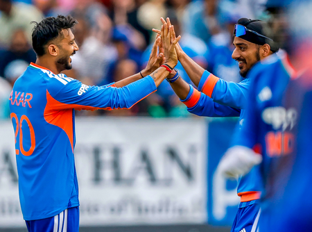 1st T20i: Tucker's fifty, Delany's 49 lift Ireland to 182/9 against India