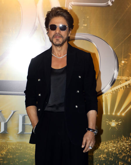 When SRK shared a hilarious encounter with a fan: I'm not Akshay Kumar