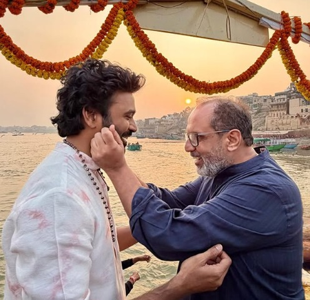 Dhanush & Kriti Sanon's wish for 'Tere Ishk Mein' director Aanand L. Rai: Next Kahaani jaldi sunao