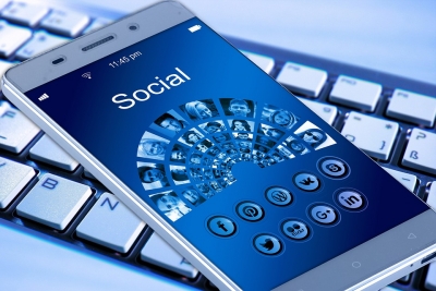 Australian govt to double fines for breaches of under-16 social media ban