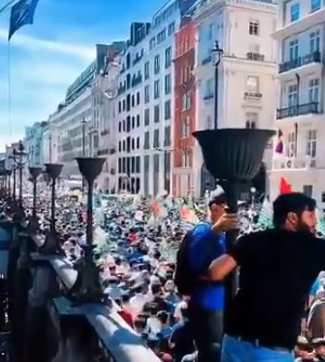 Kashmiri diaspora stages massive protest in London against brutality of Pak forces in PoK