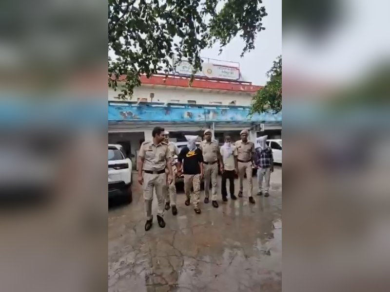 Delhi Police solve cab carjacking case within 24 hours, three arrested