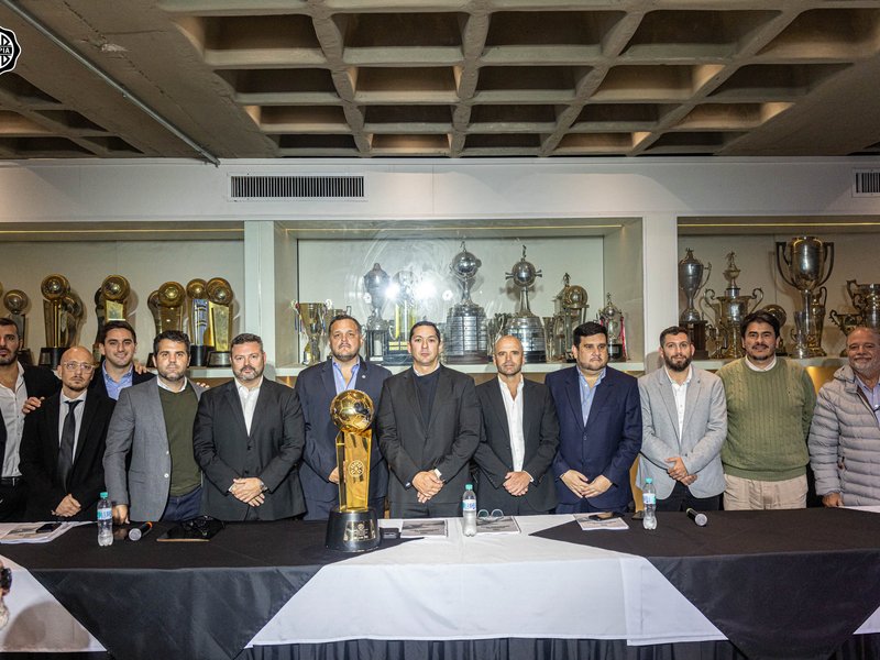 Paraguay's Olimpia unveil World Cup stadium plans