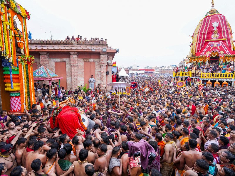 Odisha CM mourns death of devotees during Puri Rath Yatra